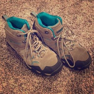 Pacific Trail Women’s Hiking Boot